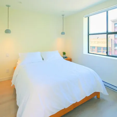 Newly Renovated 1 Bedroom Condo In Japantown! Near Gastown & Railtown! Vancouver Exterior photo