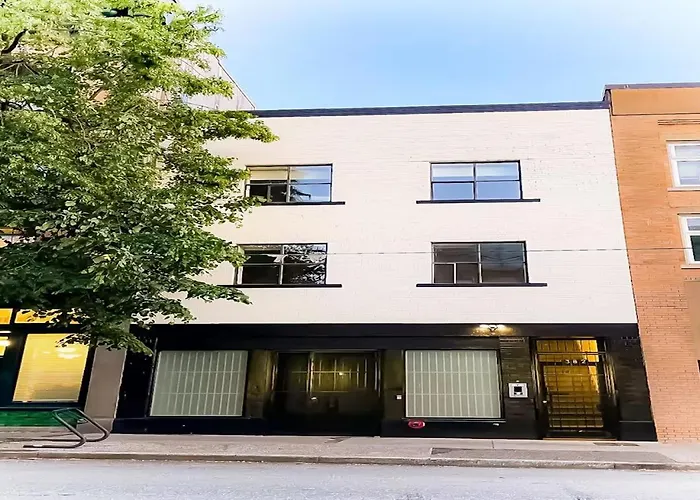 Newly Renovated 1 Bedroom Condo In Japantown! Near Gastown & Railtown!